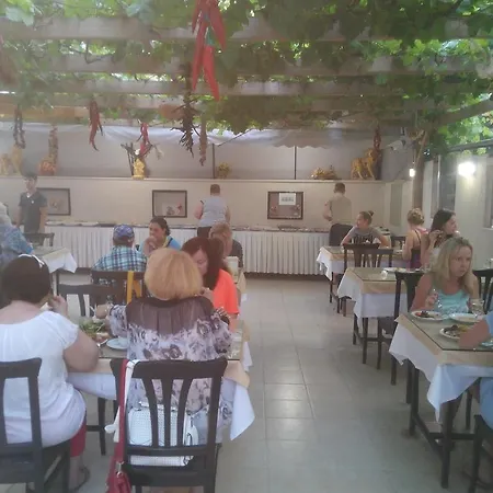 클레오파트라 사하라 호텔