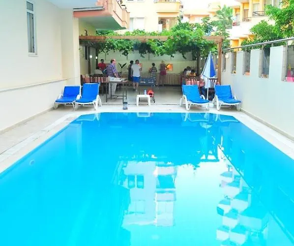 Kleopatra Sahara 3* Alanya